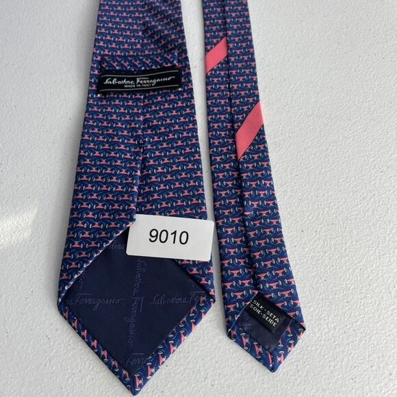 Salvatore Ferragamo Men's Silk Necktie Blue/ Pink Geometric Print Made In Italy - Picture 10 of 10